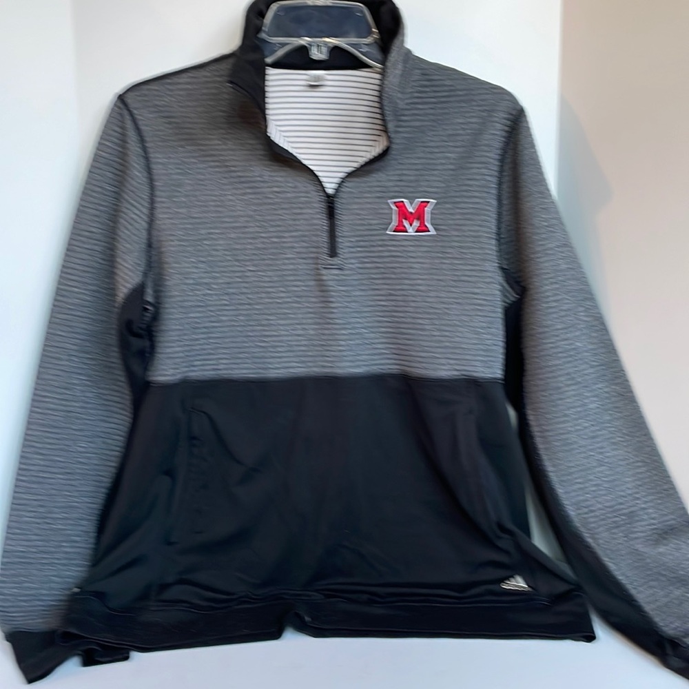Adidas quilted quarter zip two pocket pullover size medium